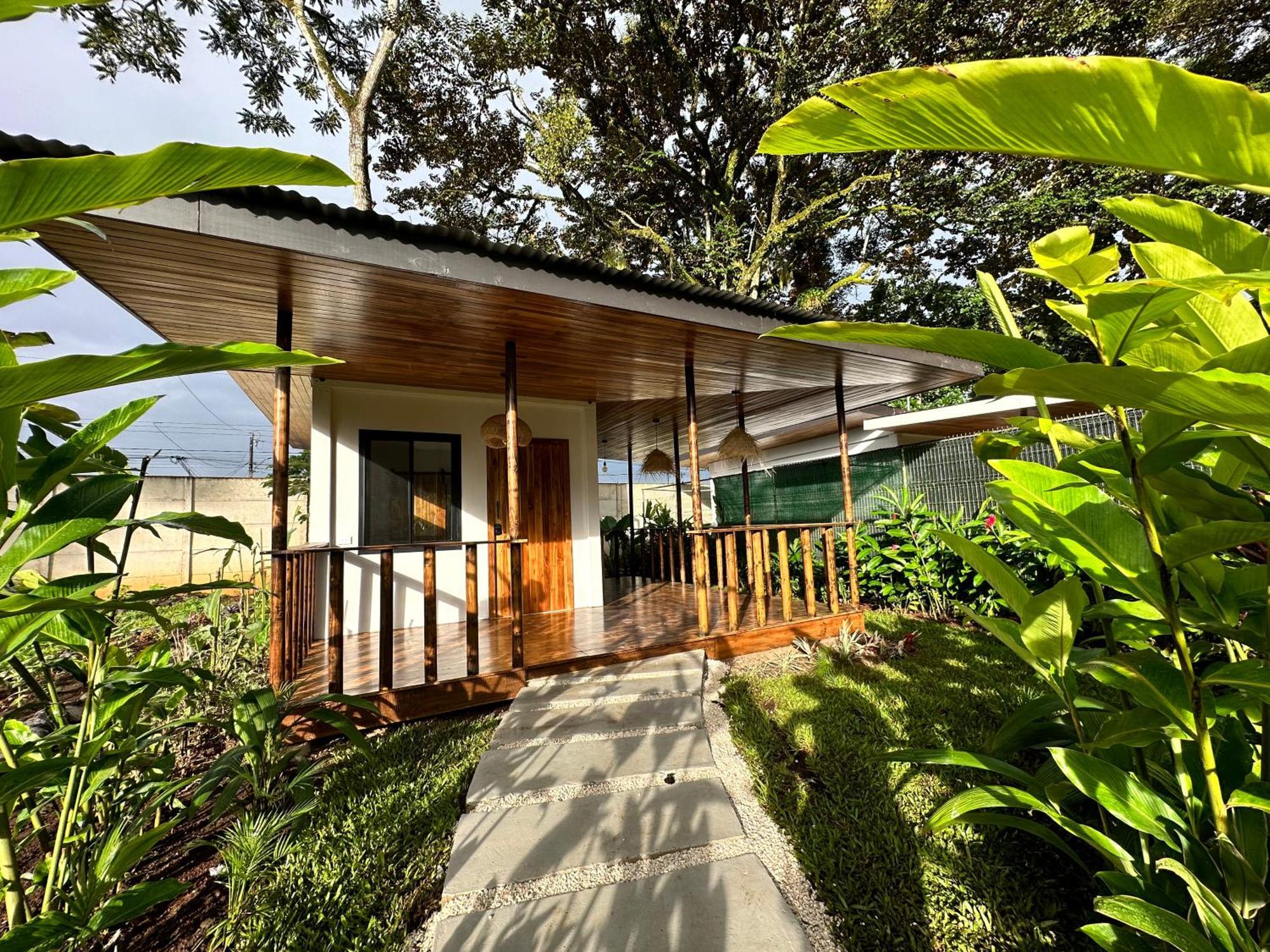 Almendros Eco-Villas La Fortuna 外观 照片