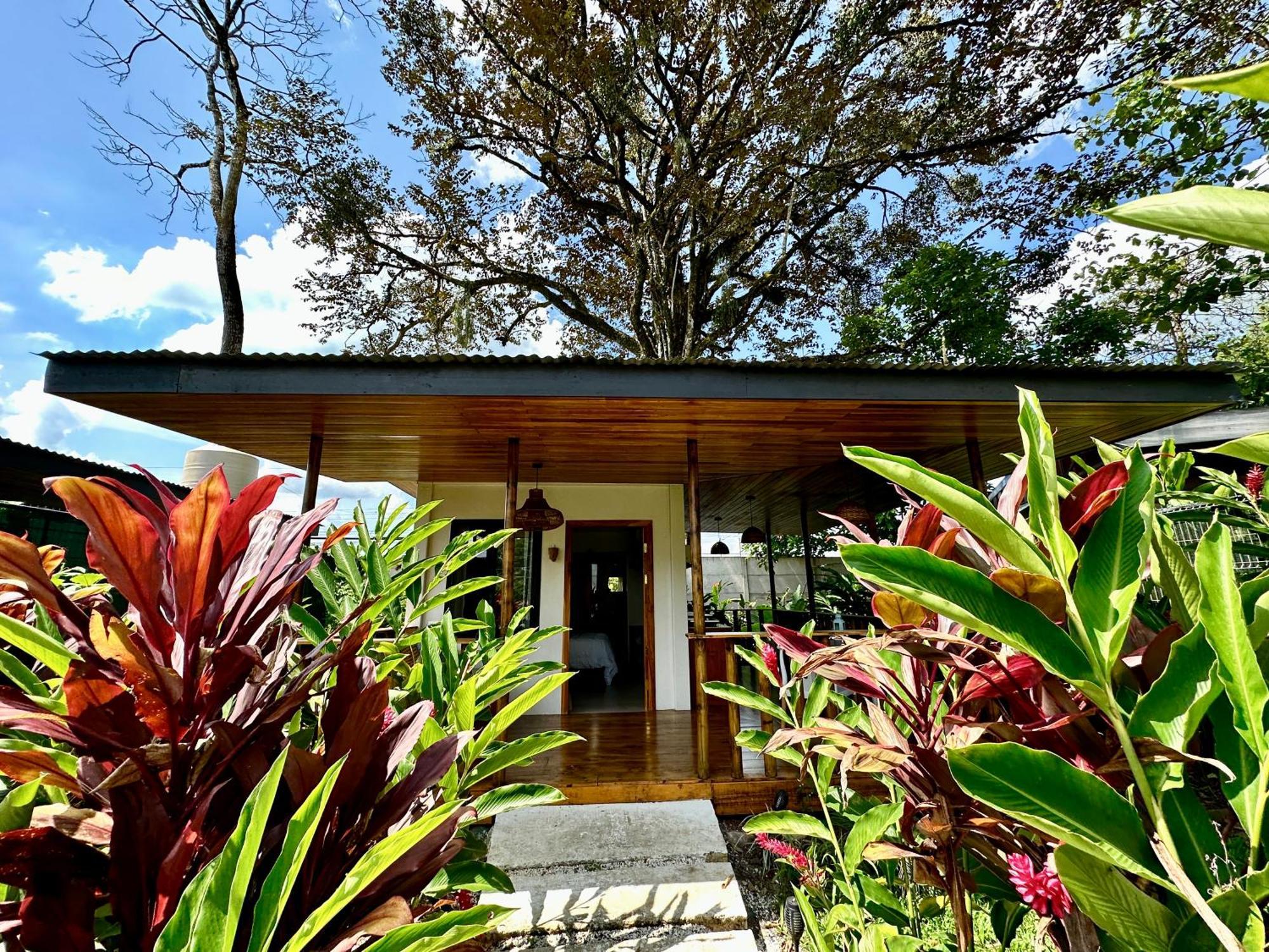Almendros Eco-Villas La Fortuna 外观 照片